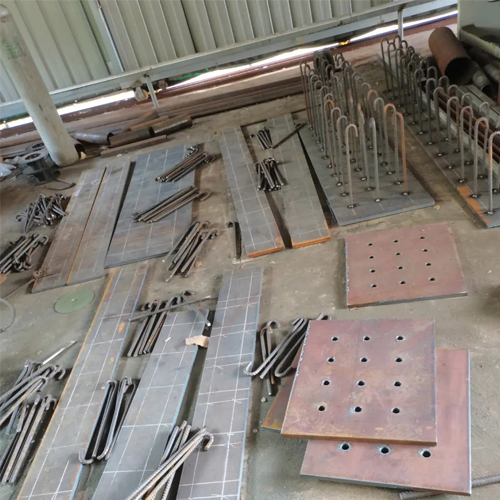 有哪些其他因素会影响景德镇预埋件位置的确定？